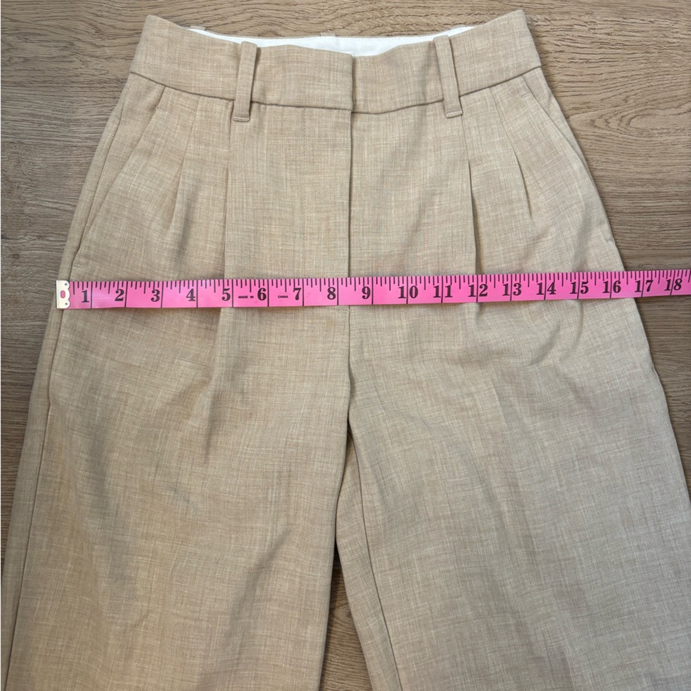 Aritzia Wilfred Effortless Pant Short - Picture 4 of 10